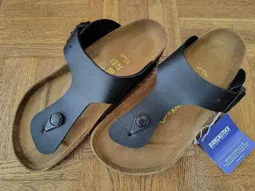 BIRKENSTOCK 블랙
