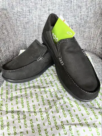 Crocs 블랙 슬립온