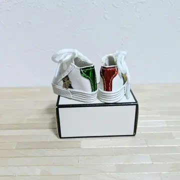 라부부 Labubu 의류 옷 갈아입기 스니커즈 화이트