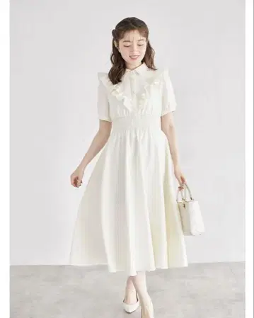 tocco closet 프릴 장식 펄 버튼 허리 셔링 셔츠 원피스