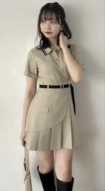 dazzlin 다즈린 폴로 라이크 플리츠 미니 원피스 M