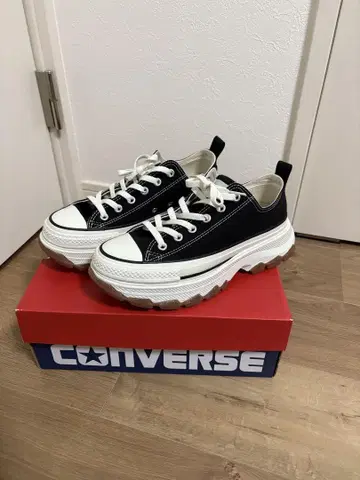 통굽 CONVERSE 스니커즈