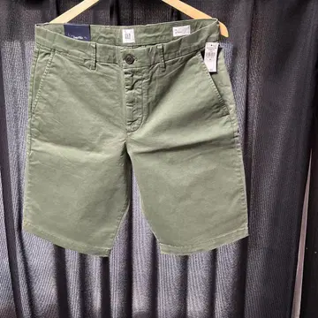 GAP 올리브 그린 숏팬츠 32