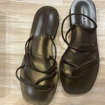 MAURO de BARI TUBE SANDAL 블랙 샌들 37