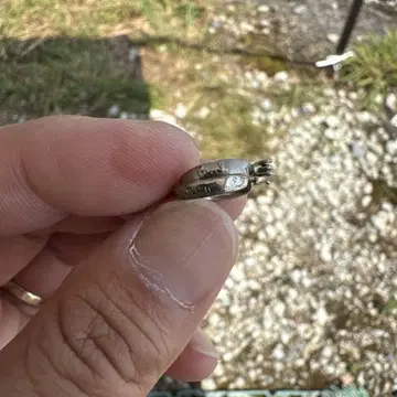 실버 후프 귀걸이 한쪽 귀 약 1.5cm