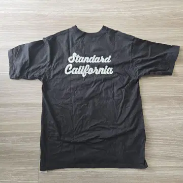 Standard California 블랙 티셔츠