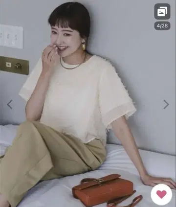 titivate 백 골드 버튼 자카드 상의
