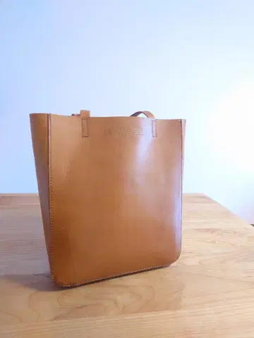 WORK OF CRAFT 카멜 가죽 토트백
