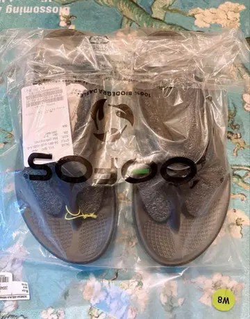 우포스 통굽 비치샌들 size8