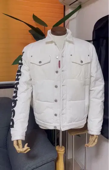DSQUARED2 화이트 다운 자켓