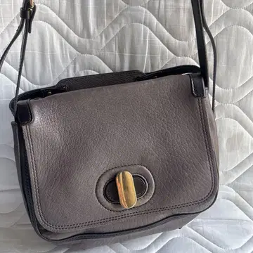 새상품급 ANDREAMABIANI 천연 가죽 숄더 백