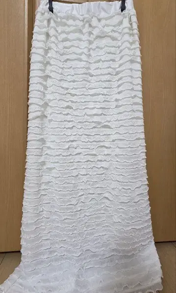 mysty woman 프릴 티어드 내로우 스커트