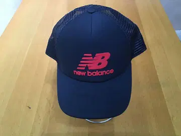 뉴발란스 네이비 메쉬 캡 새상품