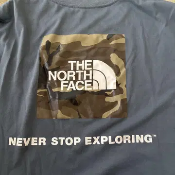 THE NORTH FACE 그린 티셔츠
