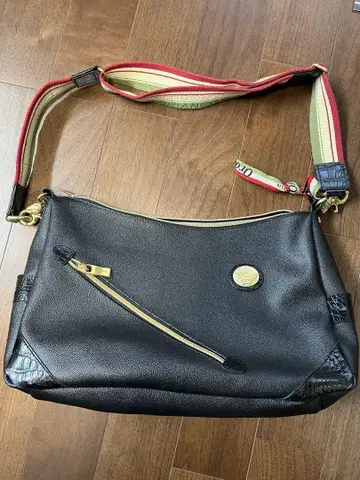 오로비안코 가죽 백