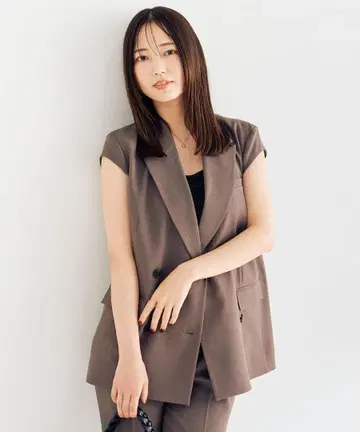 코코딜 택 포함 새상품 캡 슬리브 베스트 25AW