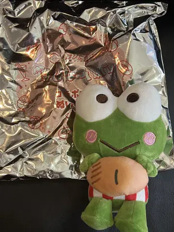 스시로 하피단부이 콜라보 한정판 봉제 인형 케로케로케로피 전반