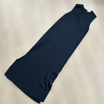 유나이티드 애로우즈 롱 원피스 슬리브리스 맥시 원피스