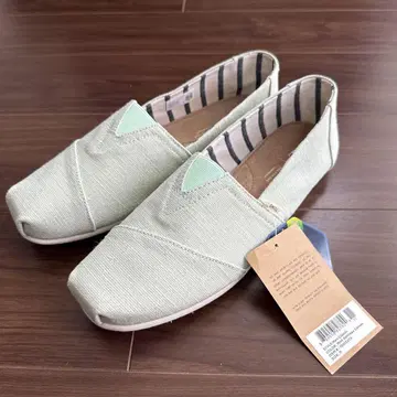 TOMS 톰스 슬립온