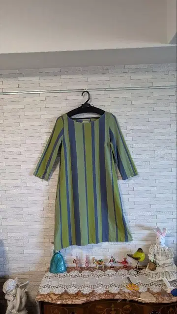 시빌라 스트라이프 패턴 미니 원피스