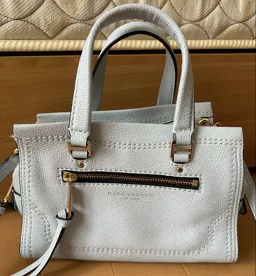 마크제이콥스 MARCJACOBS 라이트 블루 숄더백 가죽풍