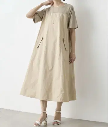BEARDSLEY NEW 컷 콤비 플레어 원피스 0 사이즈