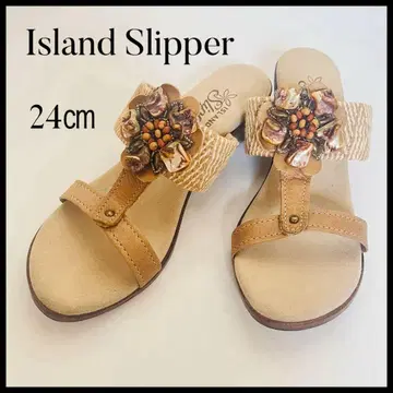 Island Slipper 아일랜드 슬리퍼 샌들 베이지 꽃 모티브