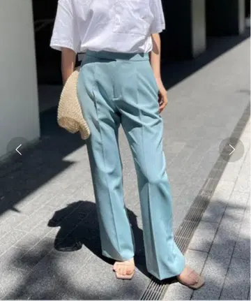 스픽 앤 스팬 드라이 터치 백 슬릿 스트레이트 팬츠 34