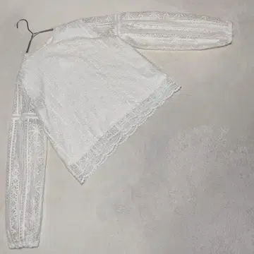양품 alicia PAGEBOY 컷소 블라우스 레이스 짜임 긴팔 흰색 F