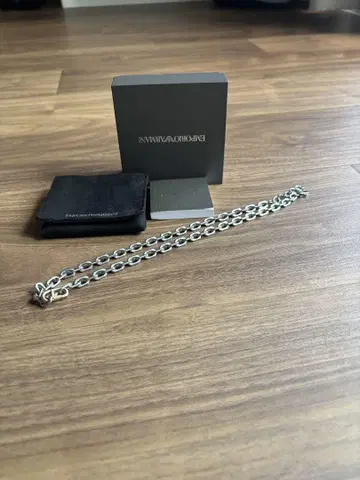 Emporio Armani 엠포리오 아르마니 목걸이