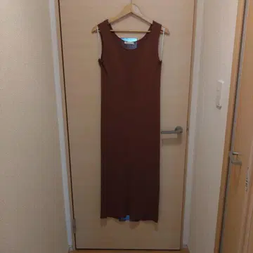 PROPORTION BODY DRESSING 슬리브리스 원피스 세트