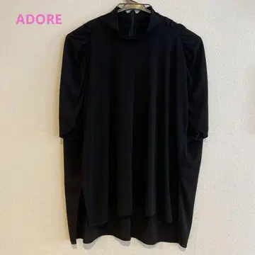ADORE 블랙 블라우스 튜닉 5부 소매 개더