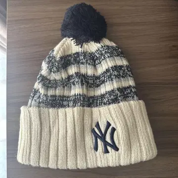 NEWERA 뉴욕 양키스 니트 모자