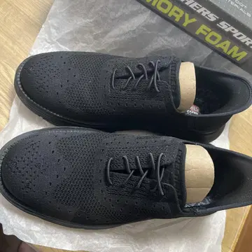 SKECHERS 스케쳐스 SLIP-ON BBK WIDE FIT