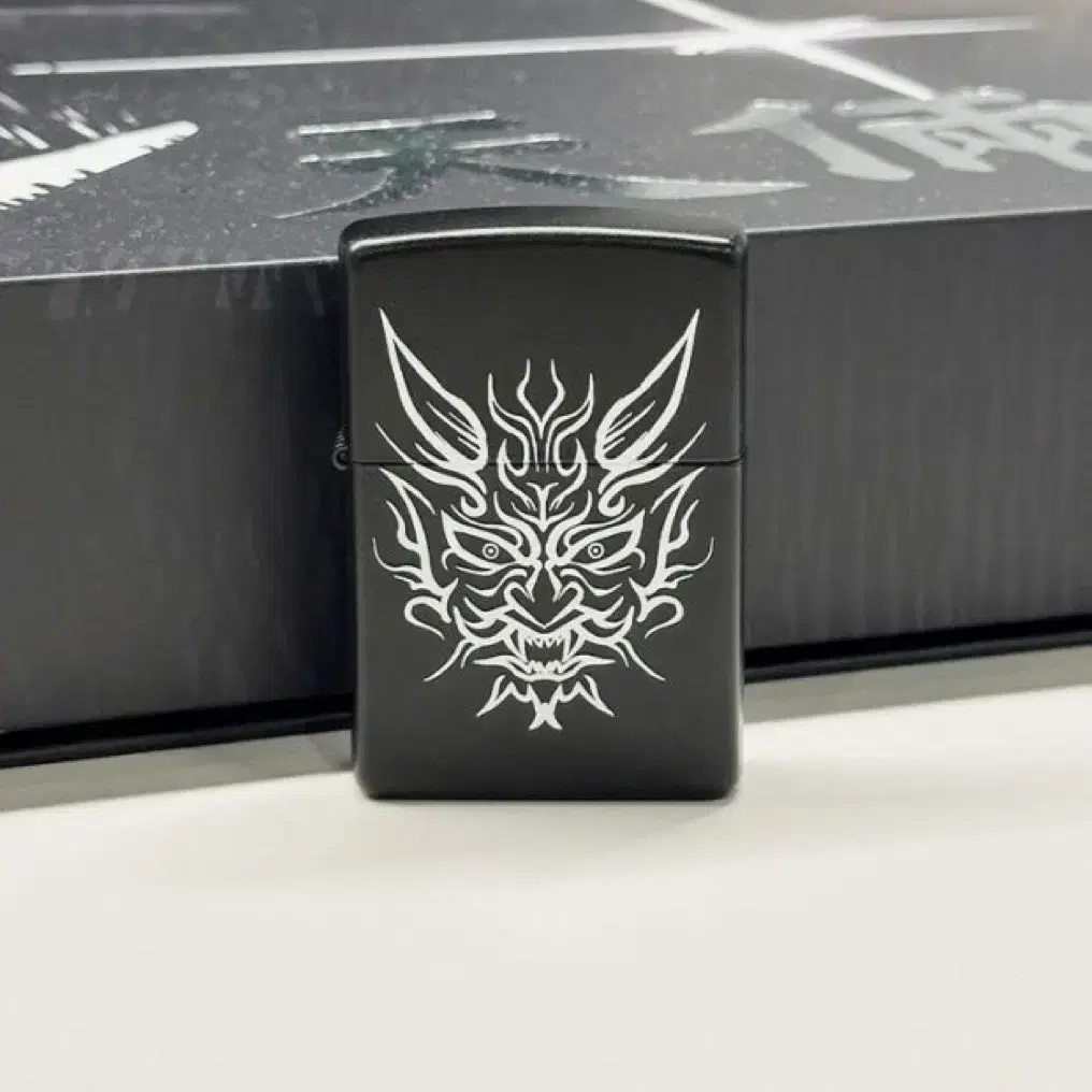 韓国限定　外見至上主義 Lookism シロオニ　ZIPPO 譲 パクジョンゴン 韓国限定 外見至上主義 Lookism シロオニ ZIPPO 譲 パクジョンゴンの