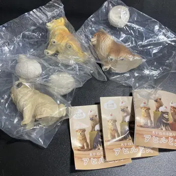 아카네의 나무 조각 오리와 개 시바견 퍼그 셔틀랜드 쉽독