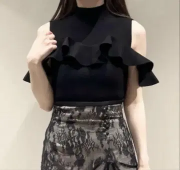 snidel 프릴 니트 풀오버