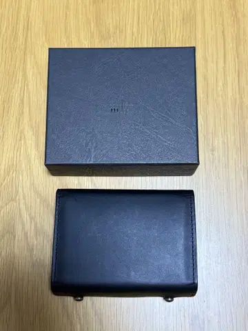 엠피우 밀레폴리에 p25 블랙