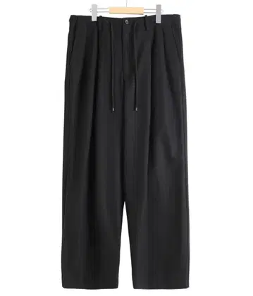 DOUBLE PLEATED EASY TROUSERS 사이즈 2