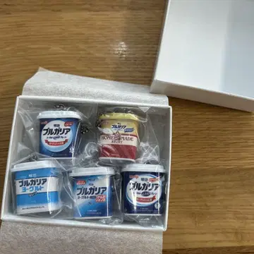 메이지 불가리아 요구르트 키링 참 5종 박스 포함