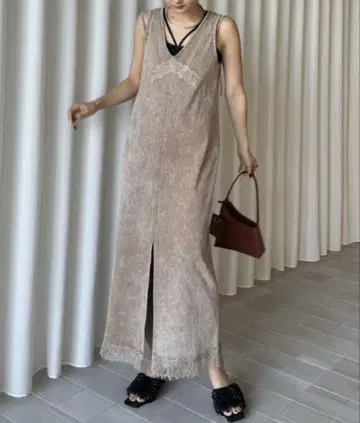 MEDI 2WAY DENIM LIKE LACE DOCKING DRESS
