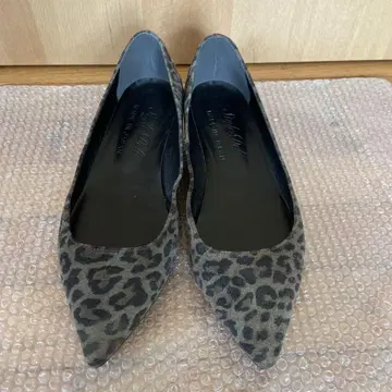 레오파드 무늬 스틸레토 펌프스