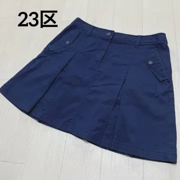 23구 골프웨어 스커트 박스 플리츠 로고 와펜 네이비