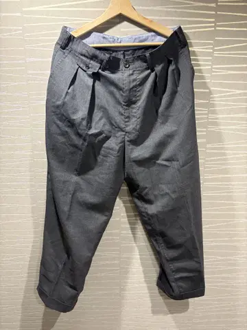 BEAMS PLUS 2 플리츠 그레이 슬랙스 사이즈 L 새상품급 빔즈