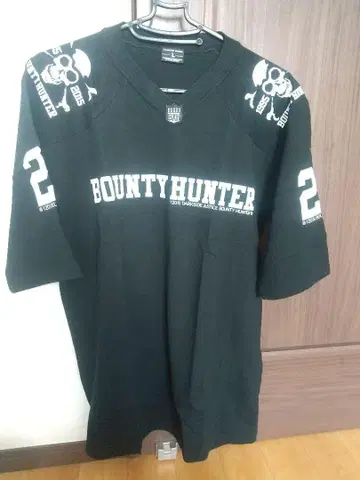 Bounty Hunter 스컬 티셔츠 L 미식축구