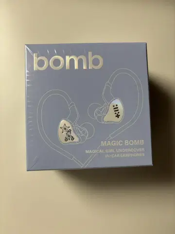 ILLIT bomb Merch ver. 이어모니풍 이어폰