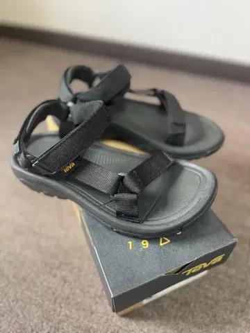 Teva 테바 HURRICANE XLT2 허리케인 XLT2 US5 22