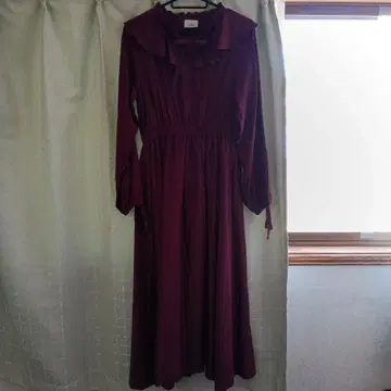 LEBECCA boutique / 행복한 귀와 원피스 레베카부티크