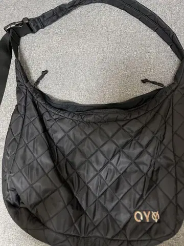 OY 블랙 메신저 백