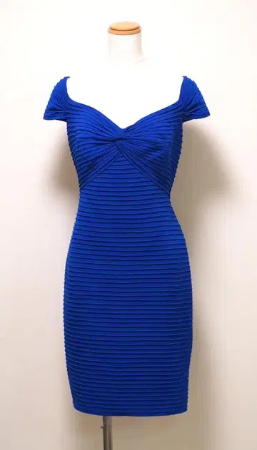 TADASHI SHOJI 원피스 'M' / 11호 정도